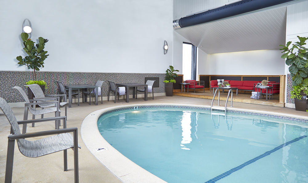 Renaissance St. Louis Airport Hotel Berkeley Exterior foto
