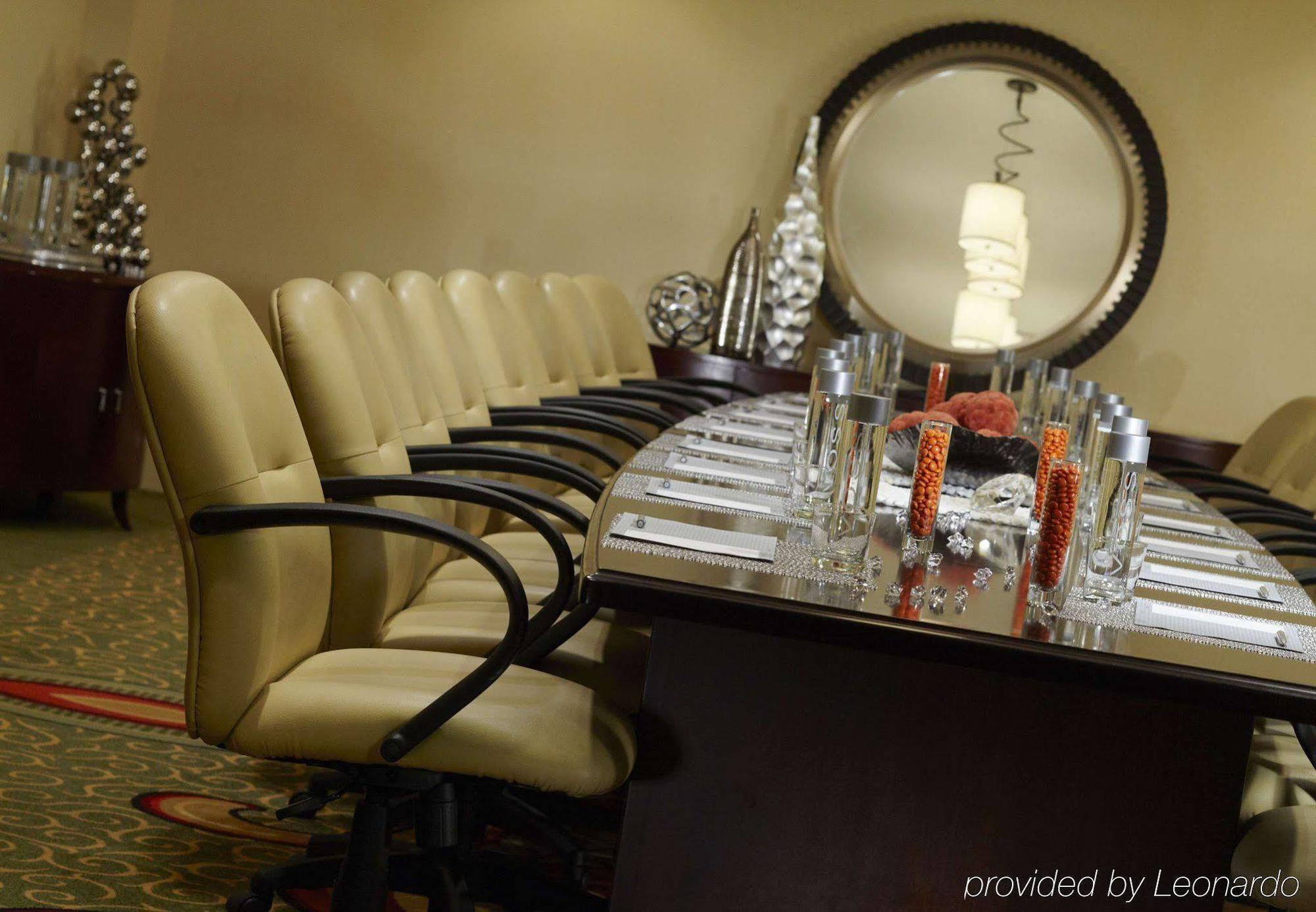 Renaissance St. Louis Airport Hotel Berkeley Negocio foto